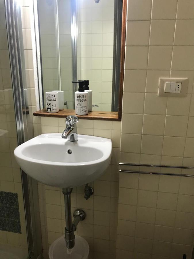 Moline Studio Appartment Bologna Eksteriør billede